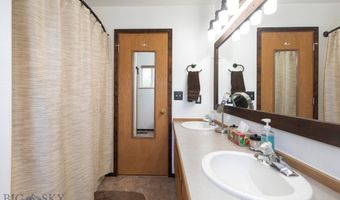 1107 W Central Ave, Belgrade, MT 59714