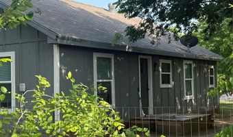 709 W Live Oak St, Alvord, TX 76225