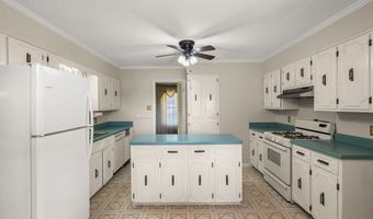 127 Trianon St, Batesville, MS 38606