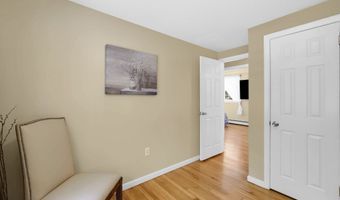 471 Goose Ln, Coventry, CT 06238