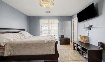 2046 S RENNICK Dr, Apache Junction, AZ 85120
