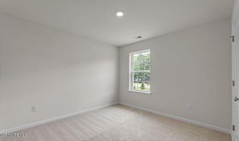 12 Dahlia Ct, Bayville, NJ 08721