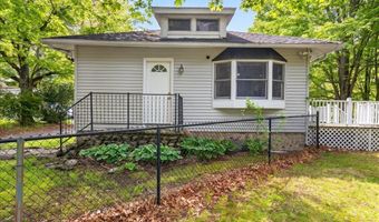 145 Liberty St, Clinton, CT 06413