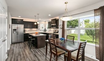 1605 2nd St NW, Altoona, IA 50009