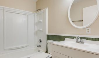 5811 Monroe St, Baker, FL 32531