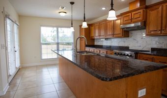 99 JENNIFER Ln, Baxley, GA 31513