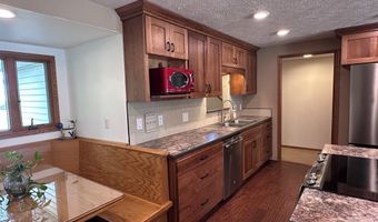 128 Mark St, Aurora, NE 68818
