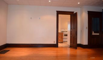 230 W State St, Athens, OH 45701