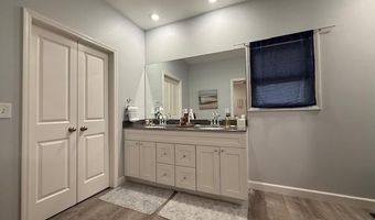 685 Josephine Dr, Batesville, AR 72501