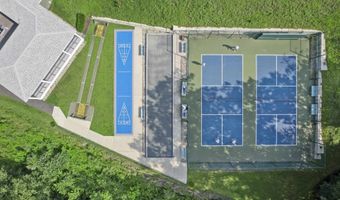 162 Buttonwood Dr, Brattleboro, VT 05301