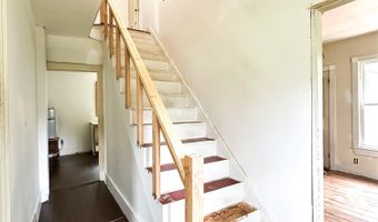 1 Mosley Rd, Standish, ME 04084