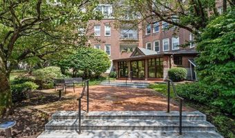97 Anderer Ln 105, Boston, MA 02132