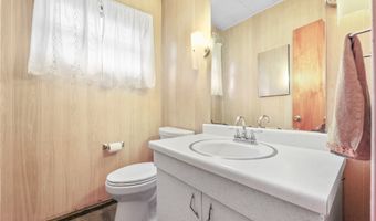 2195 Blenheim Ave, Alliance, OH 44601