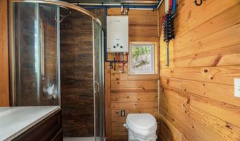 595 Snowcat Ln, Bonners Ferry, ID 83805