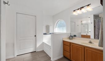 9128 NW 238TH St, Alachua, FL 32615