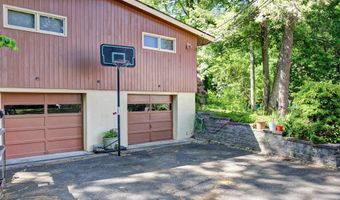 681 Stevens St, Bristol, CT 06010