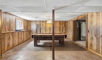 32 Briarwood Rd, Lincoln, RI 02865
