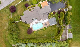 126 Cliff Dr, Narragansett, RI 02882
