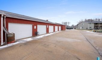 101 N Pipestone St 4, Brandon, SD 57005
