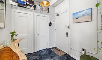 215 W 7th St 1008, Los Angeles, CA 90014