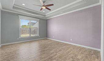 2302 SW Cadwell Ave, Bentonville, AR 72713