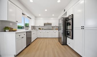 29950 Rolling Ridge Dr, Agoura Hills, CA 91301