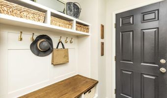 2413 SW 36th St, Ankeny, IA 50023