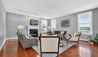 3206 HATCHER St, Alexandria, VA 22303