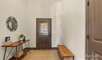 4 Pacifico Dr, Asheville, NC 28806