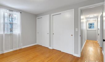 7325 Sheffield Dr SE, Ada, MI 49301