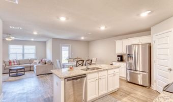 6476 Eastland Cir, Biloxi, MS 39532
