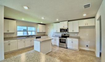 4406 JUNEBERRY Dr, Auburndale, FL 33823