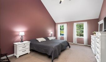 155 Wallace Rd, Bedford, NH 03110