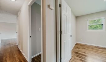 5135 Fairlane Rd, Columbus, OH 43207
