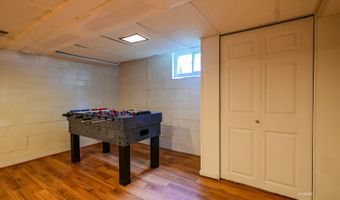 37 Euclid Dr, Athens, OH 45701