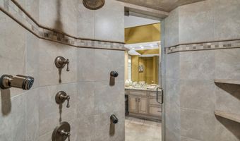 99 Holly Ln, Bayville, NJ 08721