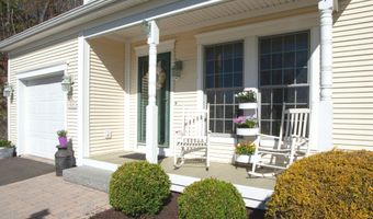 15 Rockledge Ln, Canton, CT 06019