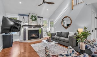 90 E Lincoln Ave, Atlantic Highlands, NJ 07716