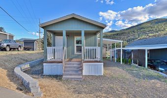 1 Corral Ln #54, Ashland, OR 97520