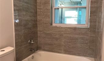 1208 HELEN St, Apopka, FL 32703