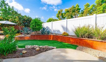 6433 La Paloma St, Carlsbad, CA 92009