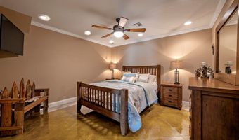 103 Hyde Lake Rd, Bennington, OK 74723