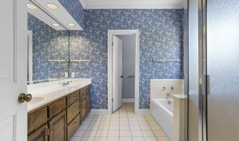 376 Lakeview Blvd, Biloxi, MS 39531