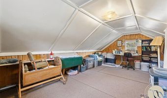 135 S Montana Ave, Absarokee, MT 59001
