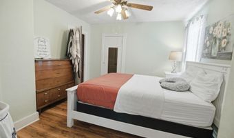 104 S Main St, Auburn, ME 04210