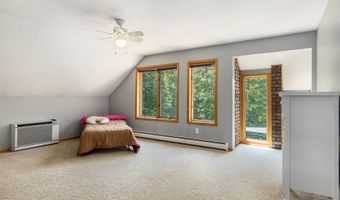 10011 E Rivershore Dr SE, Alto, MI 49302