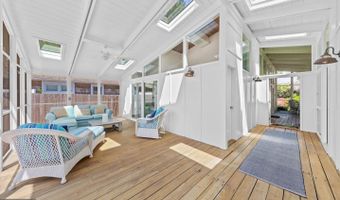 110 CAROLINA St, Dewey Beach, DE 19971