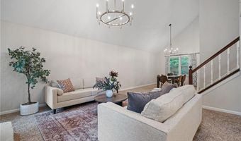 10965 Pinehigh Dr, Alpharetta, GA 30022