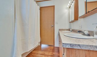 39 Leisure Dr, Alfred, ME 04002