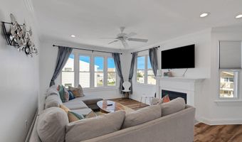 694 21st St, Avalon, NJ 08202